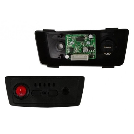 Elektrilise neljarattasõiduki keskmooduli paneel