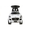 Mercedes-Benz SLS AMG valge – lapsed saavad autoga kaasa sõita