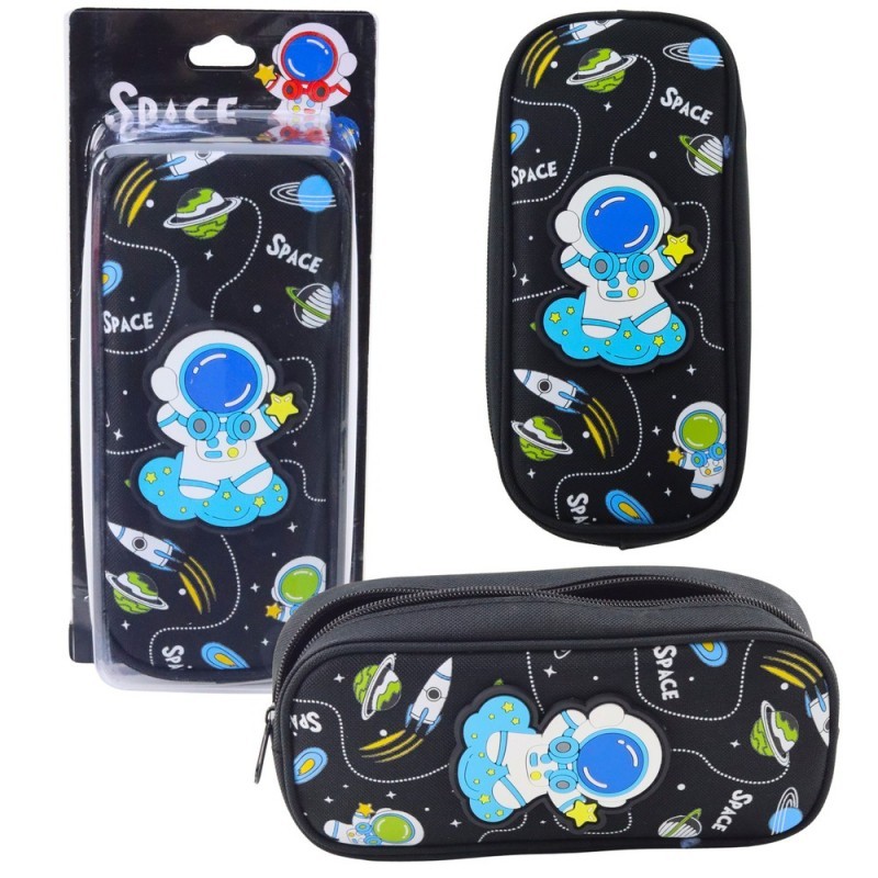 Pinal Space Cosmonaut Kaks taskut must