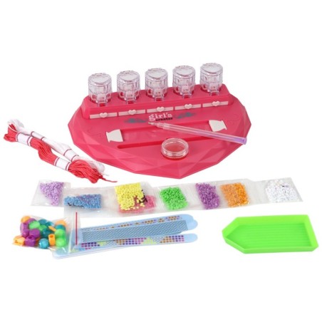 Komplekt käevõrude, teemantide, südamekleepimiseks