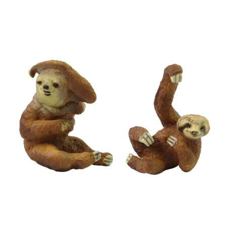 2-st figuurist koosnev laiskloom koos maailma loomadega