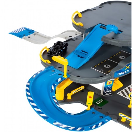 Politseijaoskonna autogaraaž, 3 tasapinda liftiga, autod+helikopter, 74tk