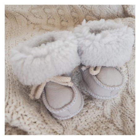 Lambanahast beebi papud, helehall