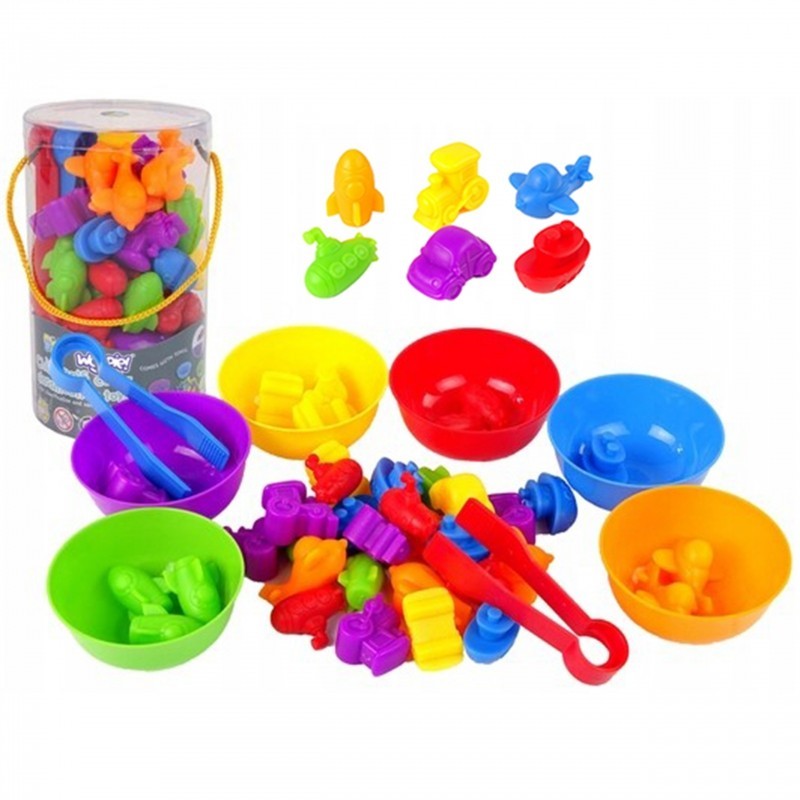 Montessori mäng, loendama ja värvide õppimine, sõidukid