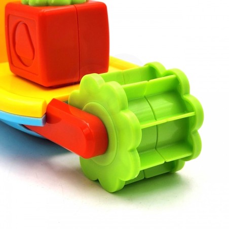 Vannimänguasi laev topsidega