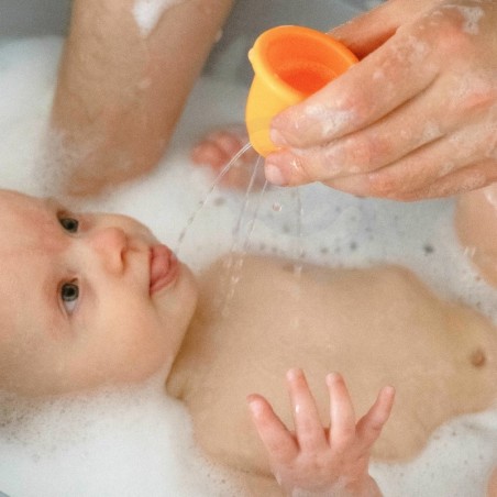 Vannitoa mänguasi topsik ja part + seebidosaator