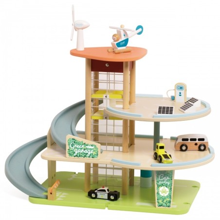 Puidust 3 korrusega garaaž liftiga