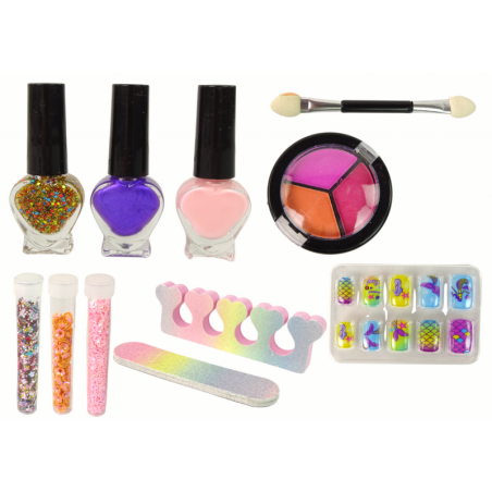 Küünte ja meigi komplekt