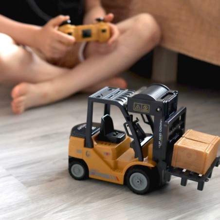 Kaugjuhitav kahveltõstuk 2in1 RC kraana – mõõtkava 1:24