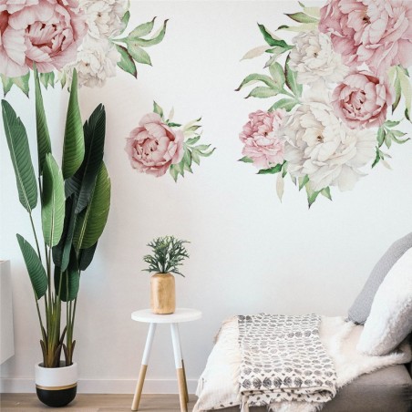 Seinakleebis pojengid ja roosid