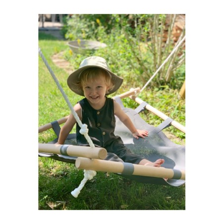 Pesakiik puidust raamiga