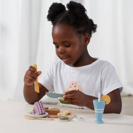 Puidust õhtusöögikomplekt