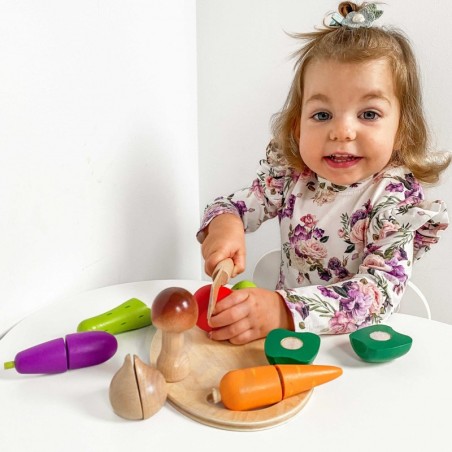 CLASSIC WORLD Puidust komplekt köögiviljade lõikamiseks takjapaelaga 16 el.