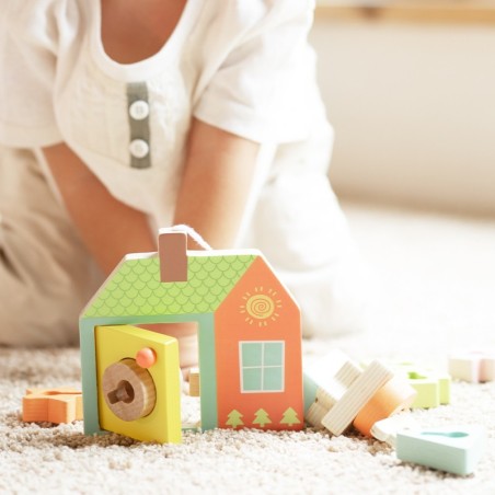 Puidust sensoorne nöörimismäng uksed ja lukud