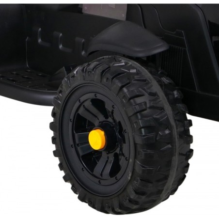 Must laste elektriline traktor koos haagisega