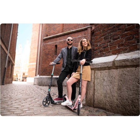 Soke City tõukeratas must ja roosa