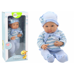 Beebinukk, triibuline kampsun, müts, sinine sall