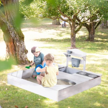 Puidust liivakast koos mudaköögi ja presendiga - ilmastikukindel - halli lakiga