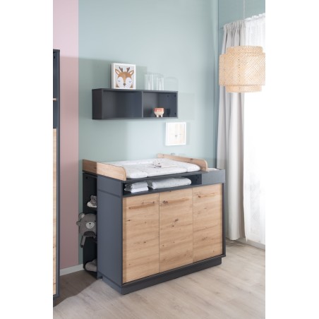 Kummut mähkimisalusega Lenn avatud sahtlitega, antratsiithall / dekooriga 'Artisan Oak'