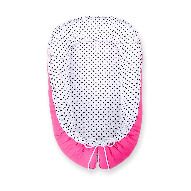 Beebipesa kahepoolne Premium Cocoon väikelastele - valged täpid/ tumeroosa