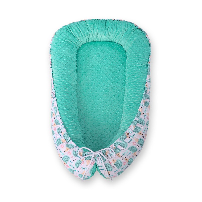 Beebipesa kahepoolne Premium Cocoon väikelastele minky- siil piparmünt