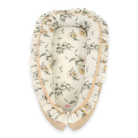 Beebipesa Premium Cocoon imikutele volangiga - Clematis beežil