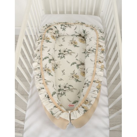 Beebipesa Premium Cocoon imikutele volangiga - Clematis beežil