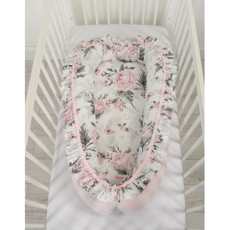 Beebipesa Premium Cocoon imikutele volangiga - Romantilised pojengid