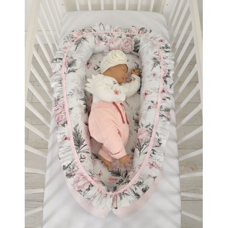 Beebipesa Premium Cocoon imikutele volangiga - Romantilised pojengid