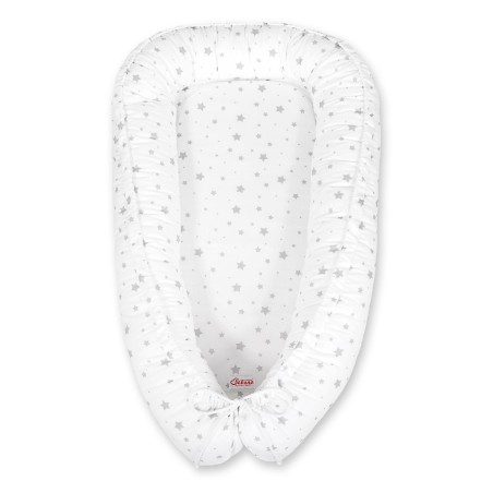 Beebipesa kahepoolne Premium Cocoon väikelastele - minihallid tähed