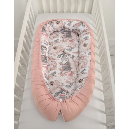 Beebipesa kahepoolne Premium Cocoon väikelastele - seepiaroosid/pastellroosa