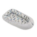 Beebipesa kahepoolne Premium Cocoon väikelastele - hallid küülikud
