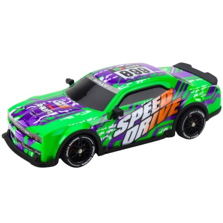 Roheline kaugjuhitav valgustusega driftifunktsiooniga sportauto