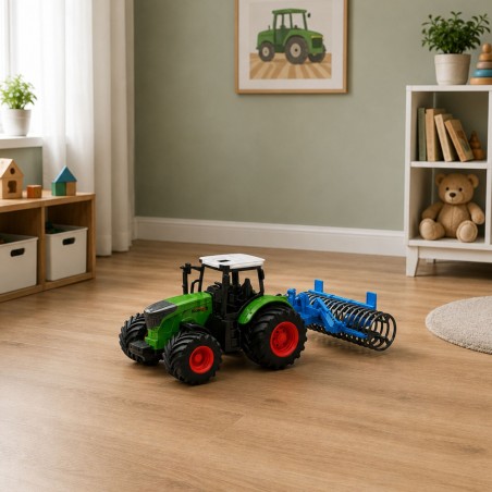 Roheline põllutraktor rulliga 1:24