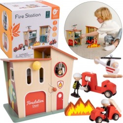 Puidust tuletõrjedepoo garaaži auto-helikopteri...