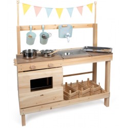 Suur mudaköök ja pood koos tarvikutega