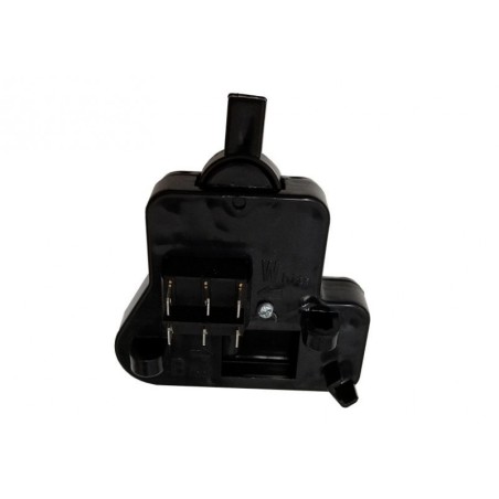 Veo-/tagurpidikäiguvahetus 2-kohalisele elektrilisele sõiduautole BMW X6M