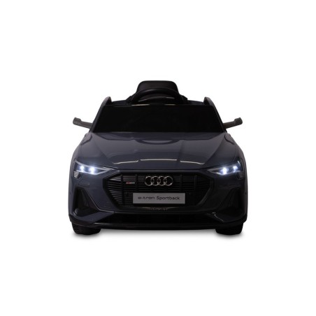 ELEKTRIAUTO AUDI ETRON SPORTBACK HALL