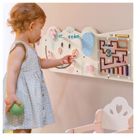 Puidust laste tegelustahvel seinale, kreem elevant