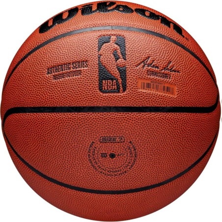 WILSON AUTHENTIC SISEKORVPALL R.7