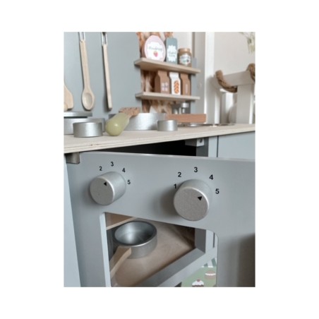 Puidust mänguköök, hall