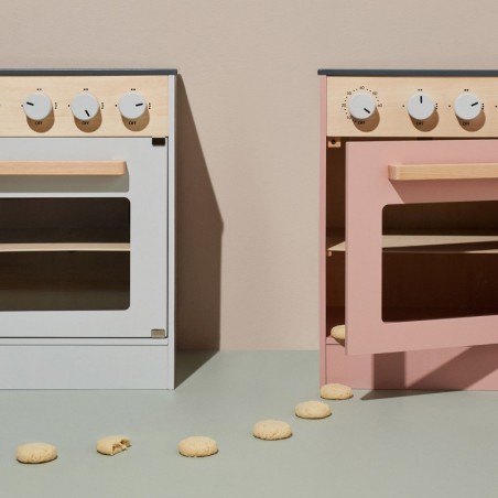 Puidust mänguahi, hall