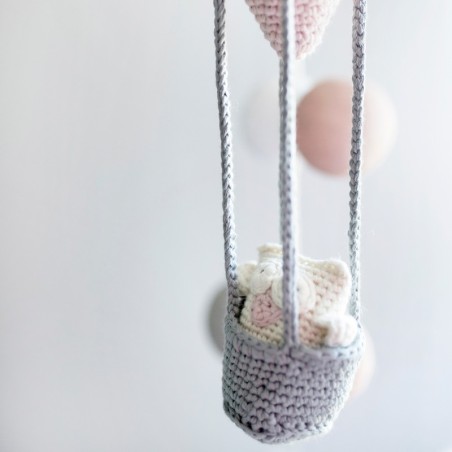 Öökull õhupalliga