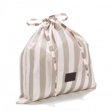 Nädalavahetusekott Nailonist TRIIBUD BEEŽ