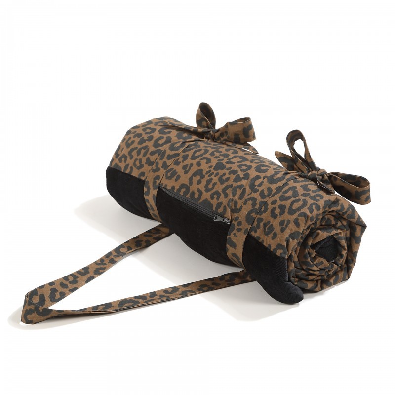 Magdalena Lamparska piknikutekk LEOPARD CHOCO