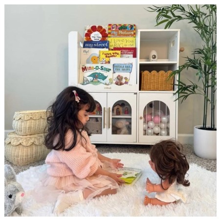 Lastetoa riiul panipaik mänguasjadele