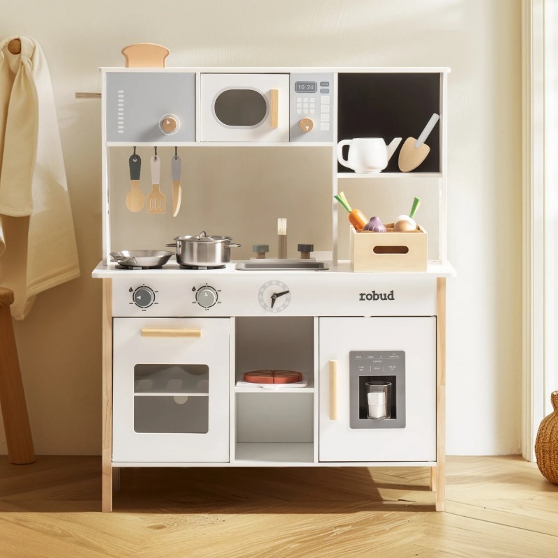 Puidust laste mänguköök