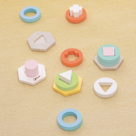 Montessori kuju- ja värvide sorteerija pusletorn