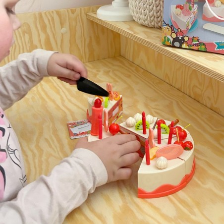 Sünnipäevatort küünalde ja puuviljade lõikamiseks 40 osa