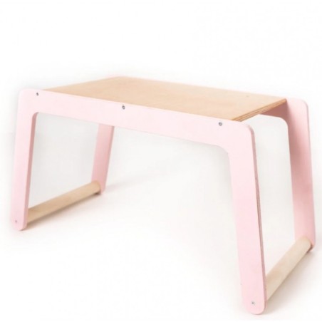 Väike puidust lastelaud